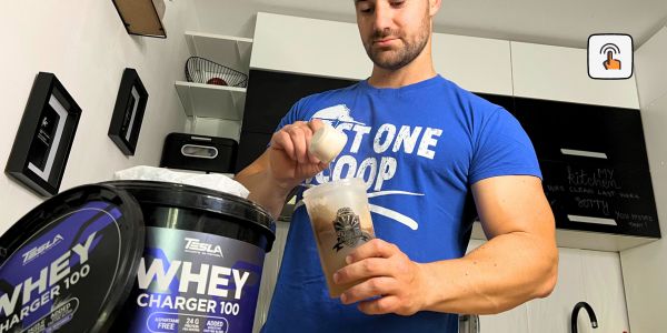 proteinski shake sa whey charger 100